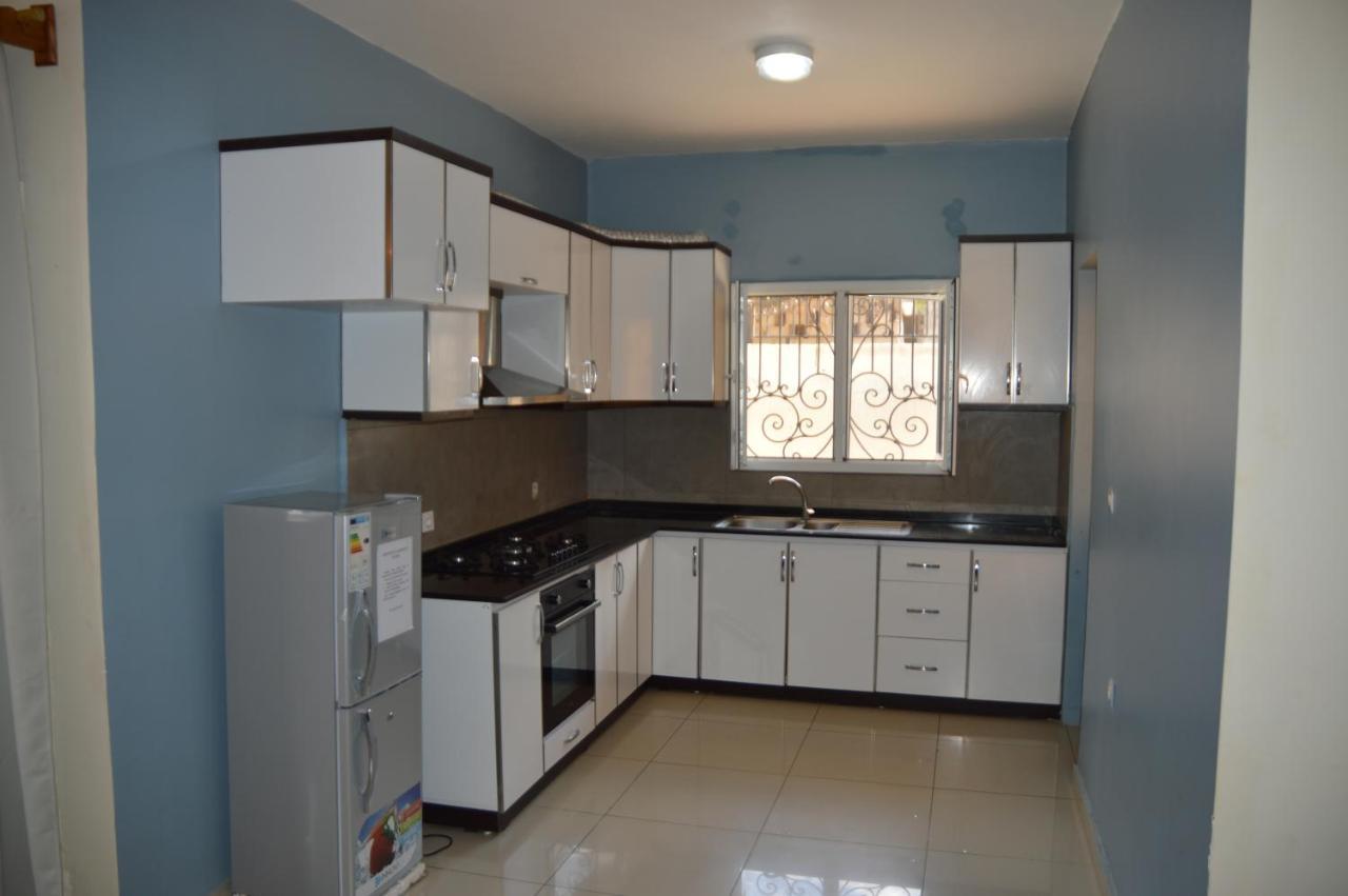 Yaoundé Residence Rosalie מראה חיצוני תמונה