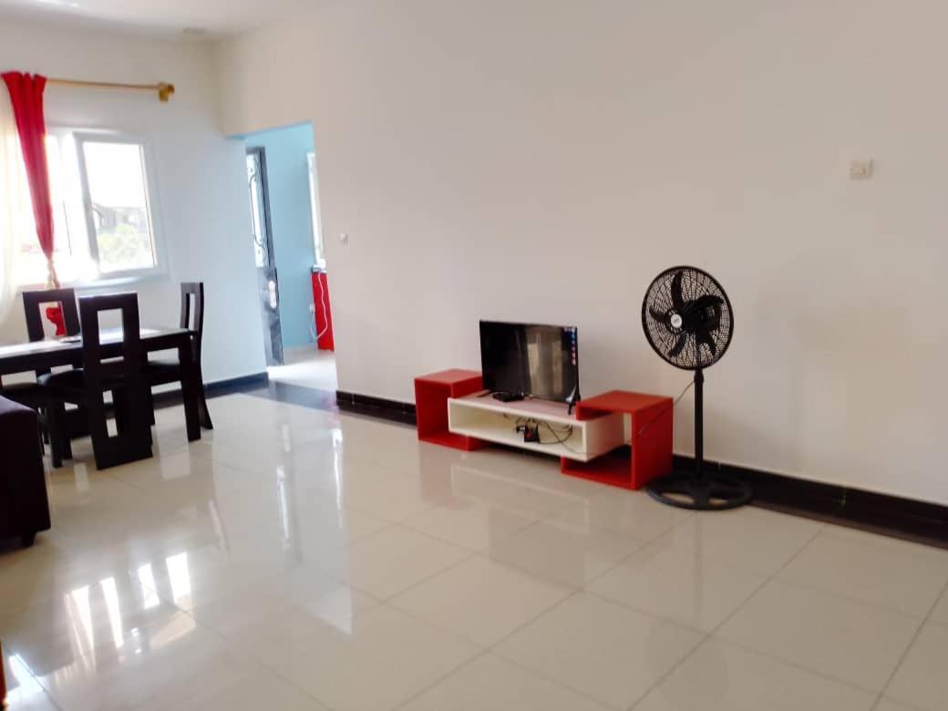 Yaoundé Residence Rosalie חדר תמונה
