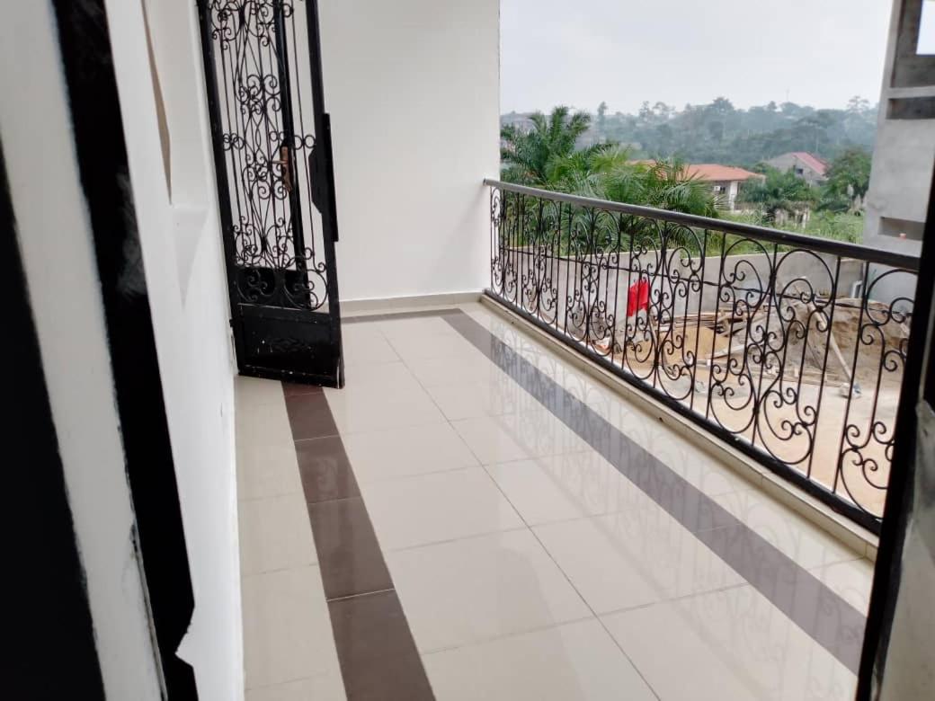 Yaoundé Residence Rosalie חדר תמונה