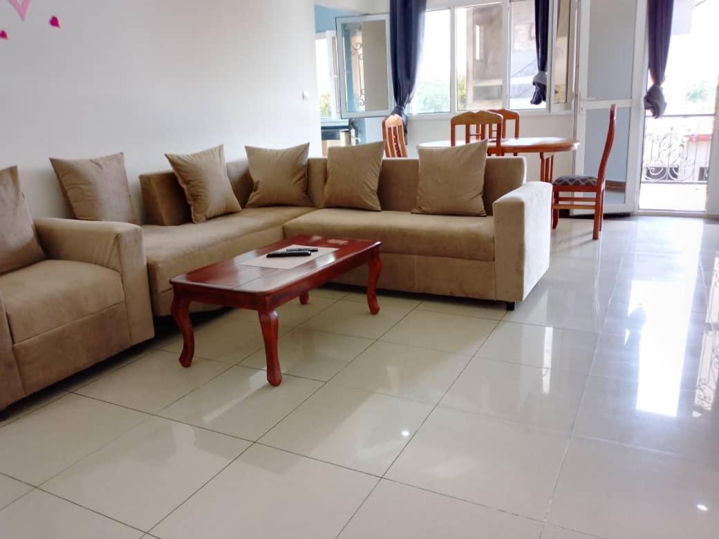 Yaoundé Residence Rosalie חדר תמונה
