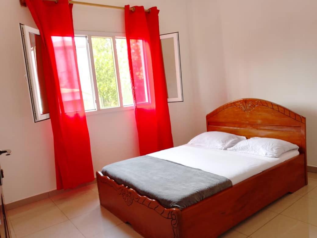 Yaoundé Residence Rosalie חדר תמונה