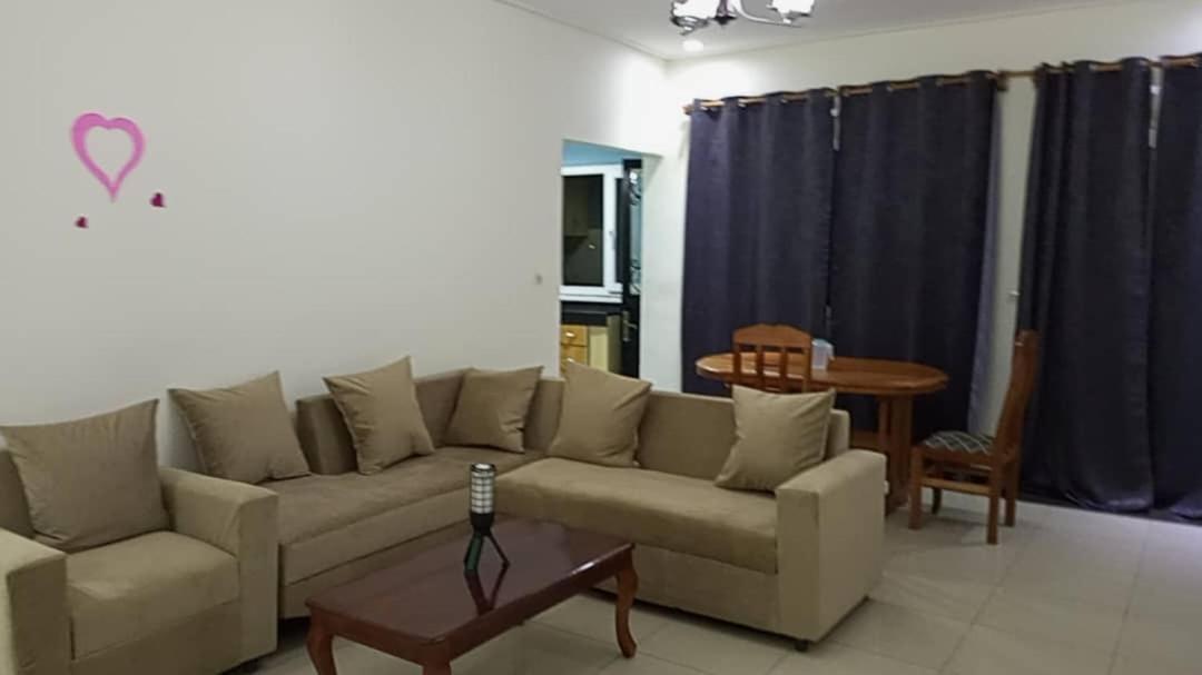 Yaoundé Residence Rosalie חדר תמונה