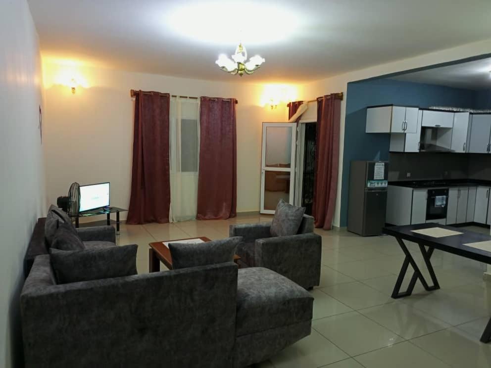 Yaoundé Residence Rosalie חדר תמונה